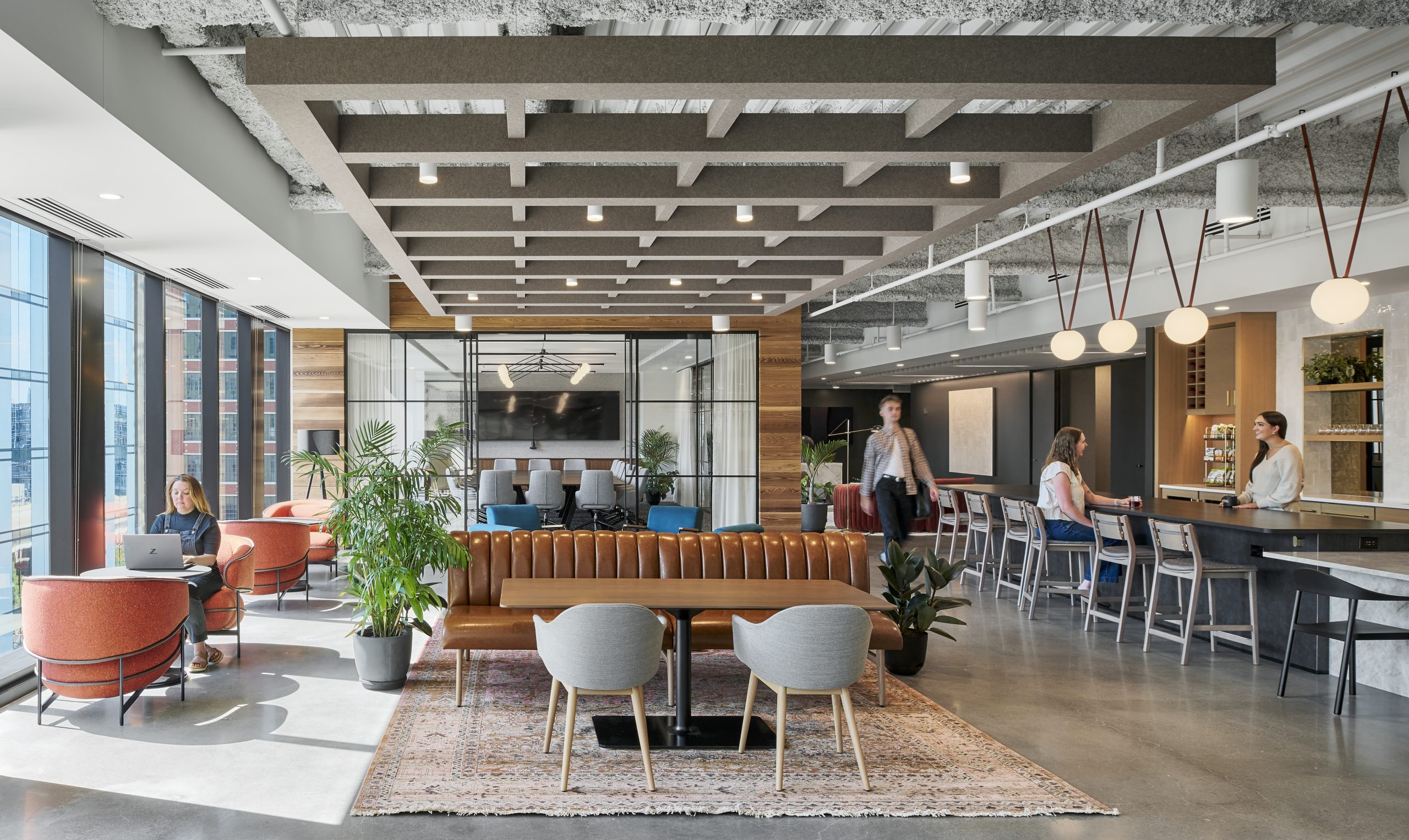 The Future of Workspaces: How Hybrid Work Is Changing Office Design