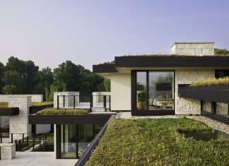 This Spring Lake, Michigan, home—a project led by Charles R. Stinson Architecture + Design and designer Benjamin Bower—features a living roof installed by Midwestern company Hortech Inc.
