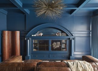 In this San Francisco home, Heather Peterson used vintage items of a similar era (1970s) and material. The tambour screen in the family room joins objects in other rooms to play against the more formal moldings.